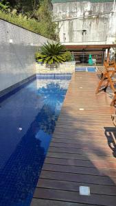 Duplex com garagem em Itaipava