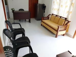 Tropical Suites - Airport Transit Residence