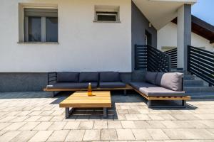 Three-Bedroom Holiday Home Vida with Private Pool