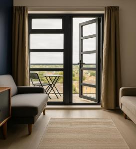 Beautiful Canal-Side Apartment in Islington