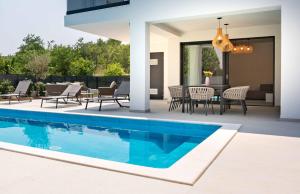 Luxury villa San Mar