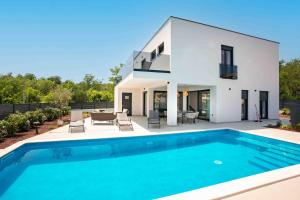 Luxury villa San Mar