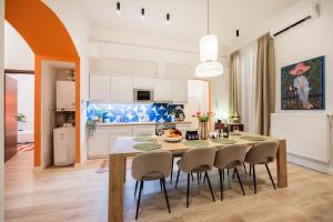 Artful 3BR Home by Danube River & Market Hall