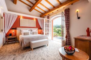 Topaze Suite with Balcony room in Domaine de l'Astragale