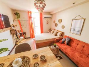 Tropical Studio 40mbps