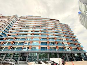 Metrocity apartments with Seaview