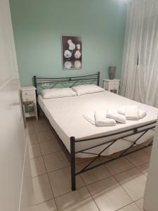 Sea view cozy apartment