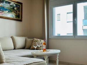 Aron Apartment