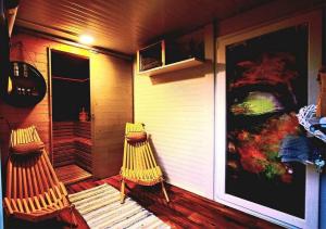 Mobile Home Cabana with HotTub&Sauna 
