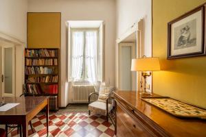 Emilia Gemstone Apartment by Wonderful Italy