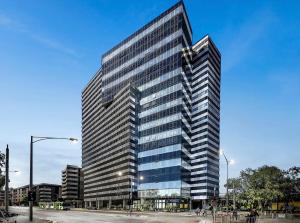 墨尔本 Top-Floor 2BR Apt, 270 deg Skyline, Free Parking 单人房 大堂