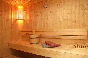 Sonnenweg 465 Ferienwohnung für 2 Personen mit Sauna und Balkon.