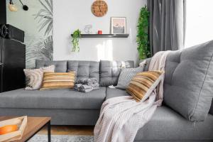 Modern Studio Bruna by VAYA STAYS