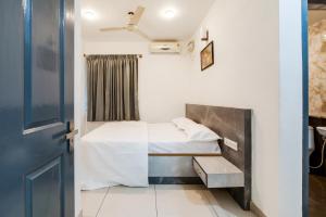 Diamond Suites Service Apartment