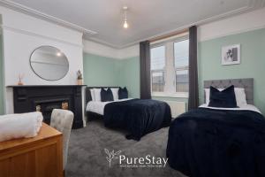 Spacious Bradford House with 4 bedrooms & 6 Beds by PureStay with Parking for 7 nights min!