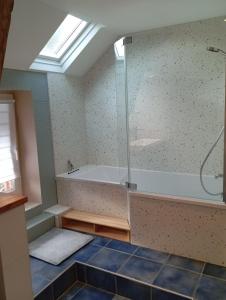 Maisons de vacances L'Oasis - Proche plage - Wifi - Jardin : photos des chambres