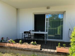 Appartement T3 cosy avec jardin à deux pas du centre de Meschers, garage et animaux admis - FR-1-738-1