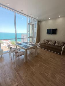 Аркадия с панорамой моря