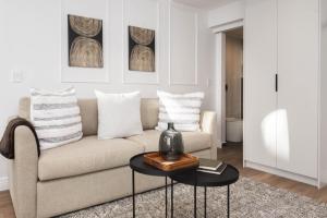 Modern City Studio in Venice House