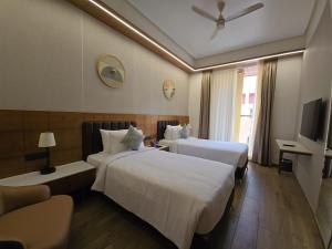 Enrise by Sayaji, Latur