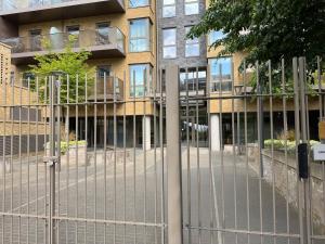 Wembley Stadium 2 bedroom Apartment - 1 minute walk