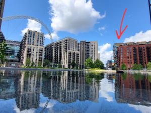 Wembley Stadium 2 bedroom Apartment - 1 minute walk