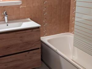 Studio 25m² 4 pers, balcon, pied des pistes, commerces à proximité - Orcières-Merlette - FR-1-262-173