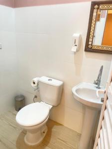 Casa Tropicale House accommodates family and work