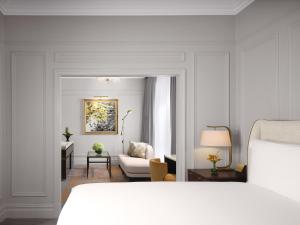 Junior Suite room in The Savoy