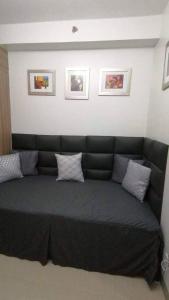 The Donegal with WI-FI Netflix Parking with fee