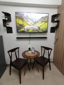 The Donegal with WI-FI Netflix Parking with fee