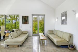 Exklusive Premium-Lodge mit Pool, Sauna, Gästehaus 