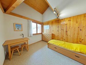 Appartements Appt 3 pieces avec mezzanine, 6 couchages, proche commerces et pistes, parking couvert - FR-1-241-189 : photos des chambres