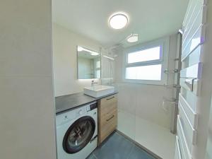 Appartements Appt 3 pieces avec mezzanine, 6 couchages, proche commerces et pistes, parking couvert - FR-1-241-189 : photos des chambres