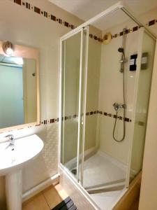 Appartements Spacious cozy flat near Divonne center : photos des chambres