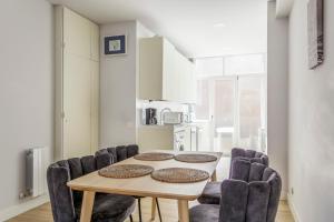 Epalza apartment by People Rentals