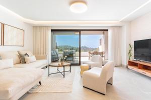 Casa Masari - Designer townhouse with views near Puerto Banus