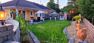 Strandnära Pool villa