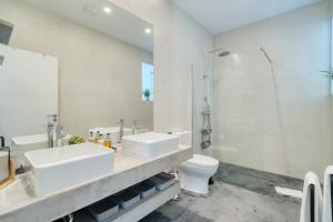 Casa Luz by LovelyStay