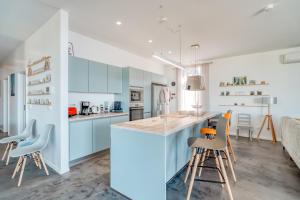 Casa Luz by LovelyStay