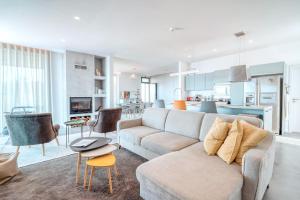 Casa Luz by LovelyStay