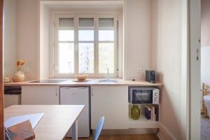 Marquês de Pombal - Curated Studio in Lisbon