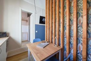 Marquês de Pombal - Curated Studio in Lisbon