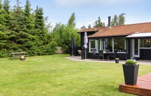 Lovely Home In Hals With Wifi