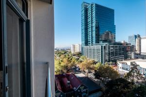 Salma - New York Style 1Bed l No loadshedding