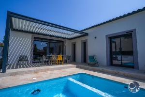 Villas Villa moderne tout confort-Jacuzzi-Piscine : photos des chambres