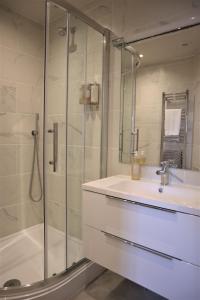 1 & 2 bedroom Weavers Cottages at Frame Farm