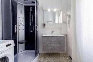 Blanche Apartments img13