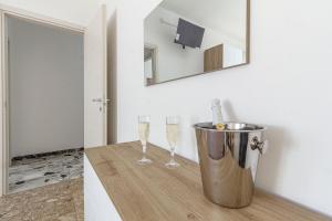 Blanche Apartments img34