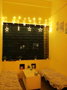 Nomads Nest Backpackers Hostel